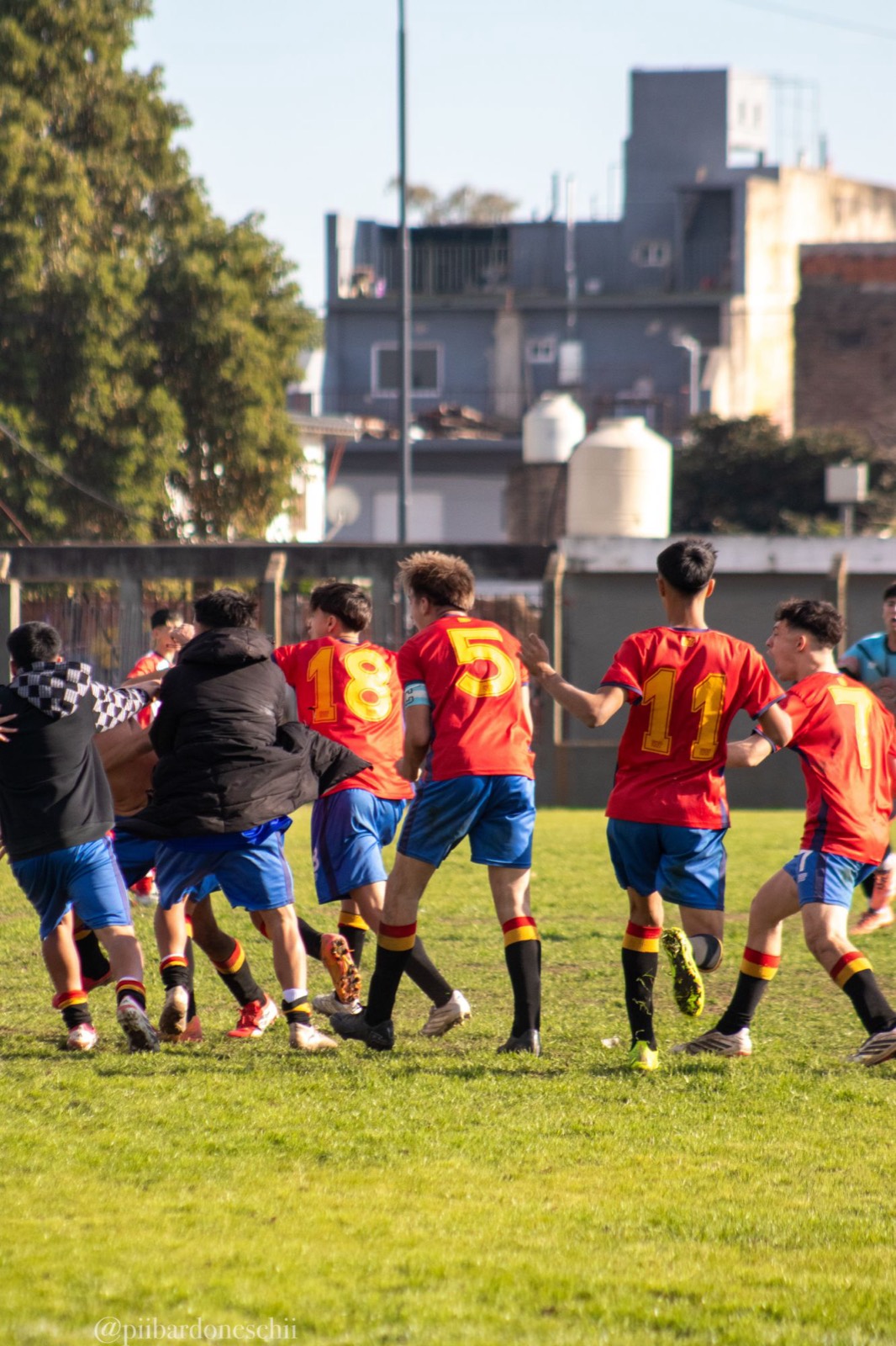 Festejo de gol de la 7.ª
